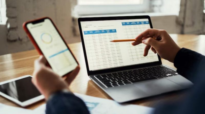 Solusi absensi online perusahaan