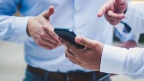 sistem pencatatan kehadiran karyawan